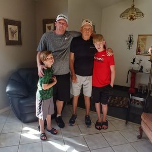 Meet your Posher, Robert